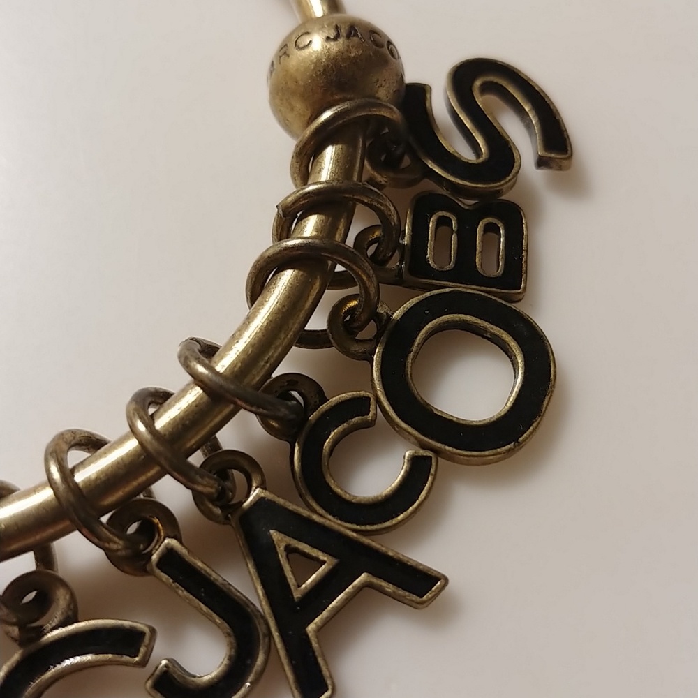Marc Jacobs Black Brass Bangle Charm Bracelet - Picture 2 of 8
